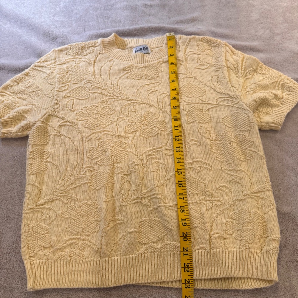 Vintage Floral Textured Short Sleeve Sweater Cottagecore USA Butter Yellow Sz L - Picture 7 of 10